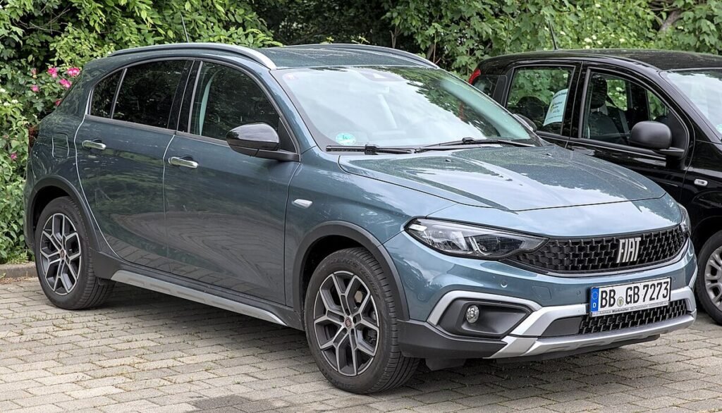 Fiat Tipo Cross 1.5 Hybrid - Hauptbild des Fahrzeugs